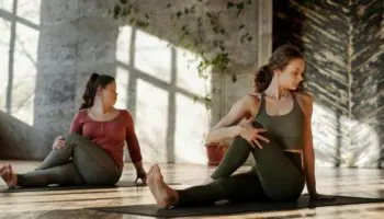 Cómo elegir la ropa de yoga perfecta